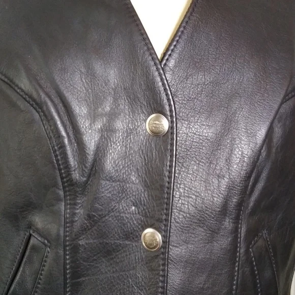 Harley Davidson Women's Leather Vest - Picture 5 of 12